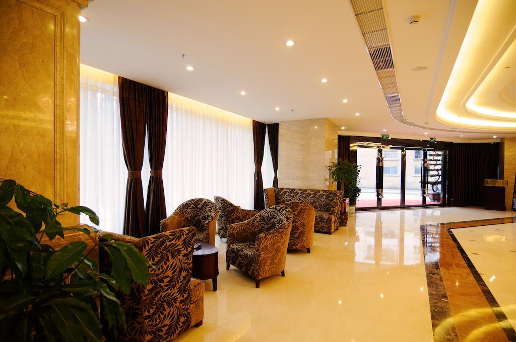 Forstar Hotel - North Renmin Road Chengdu Extérieur photo